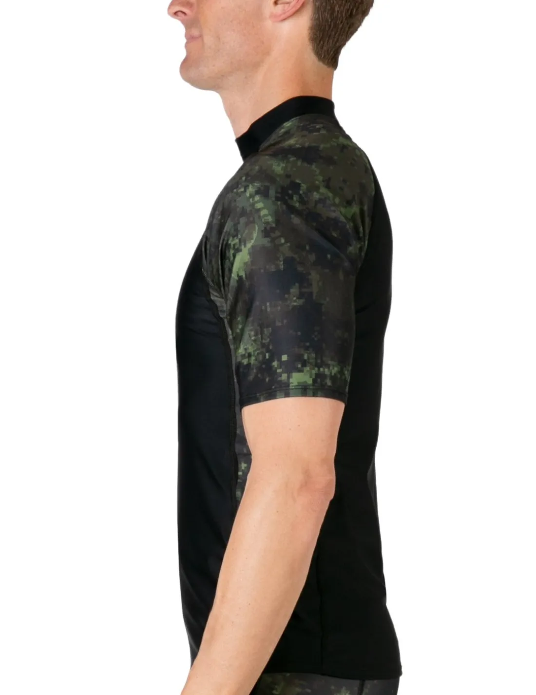 Men's Swim Performance Short Sleeve Rash Guard - Black / Green Camo